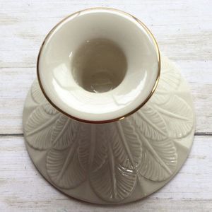 - VINTAGE Lenox Ivory Feather Candle Holder Woodleaf Collect